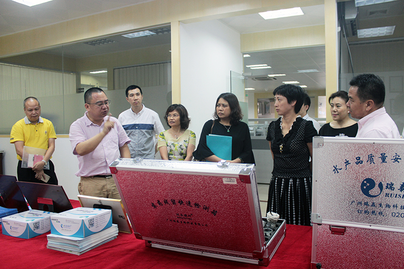 番禺區(qū)麥副區(qū)長一行蒞臨我司指導(dǎo)工作